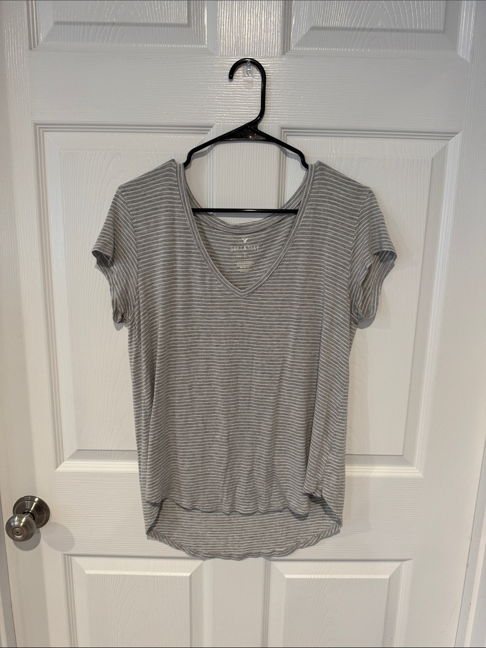 American Eagle Outfitters Gray & White Striped V‑Neck Short Sleeve Tee